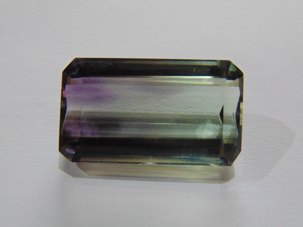 30.60ct Prasiolita Bicolor 25x14mm