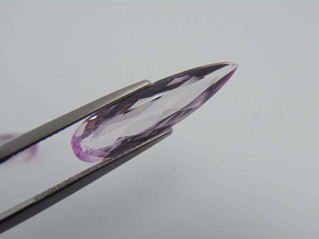 Par de Kunzita 8,70 ct 24x6mm