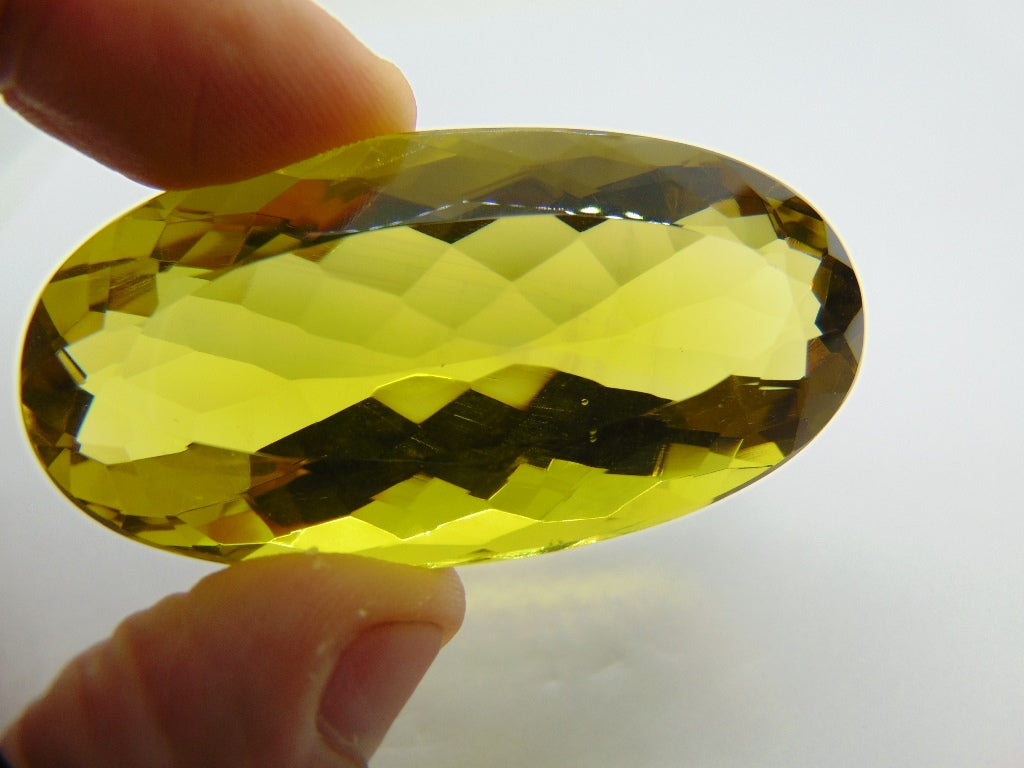 176ct Green Gold Lemon 54x26mm