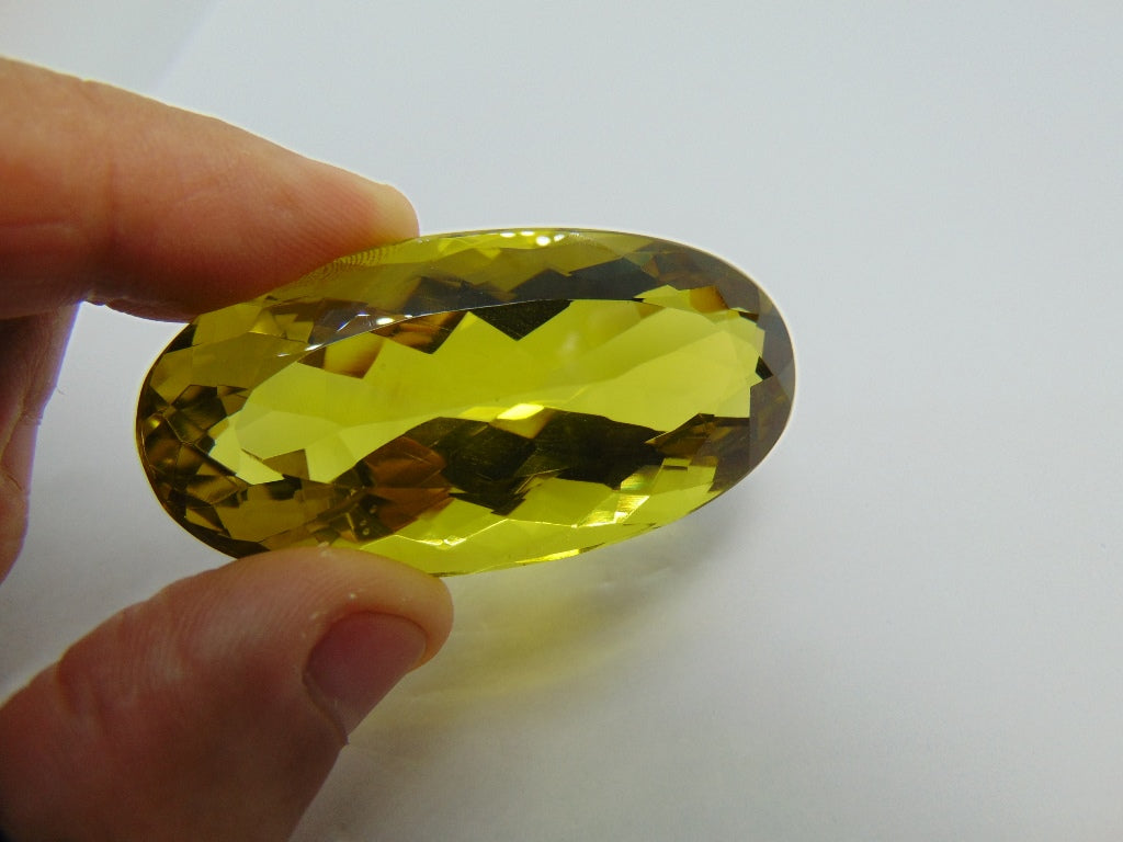 176ct Green Gold Lemon 54x26mm