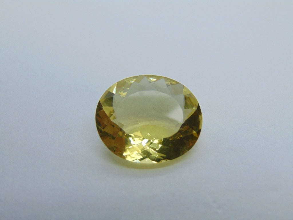 22.60cts Quartz (Green Gold)