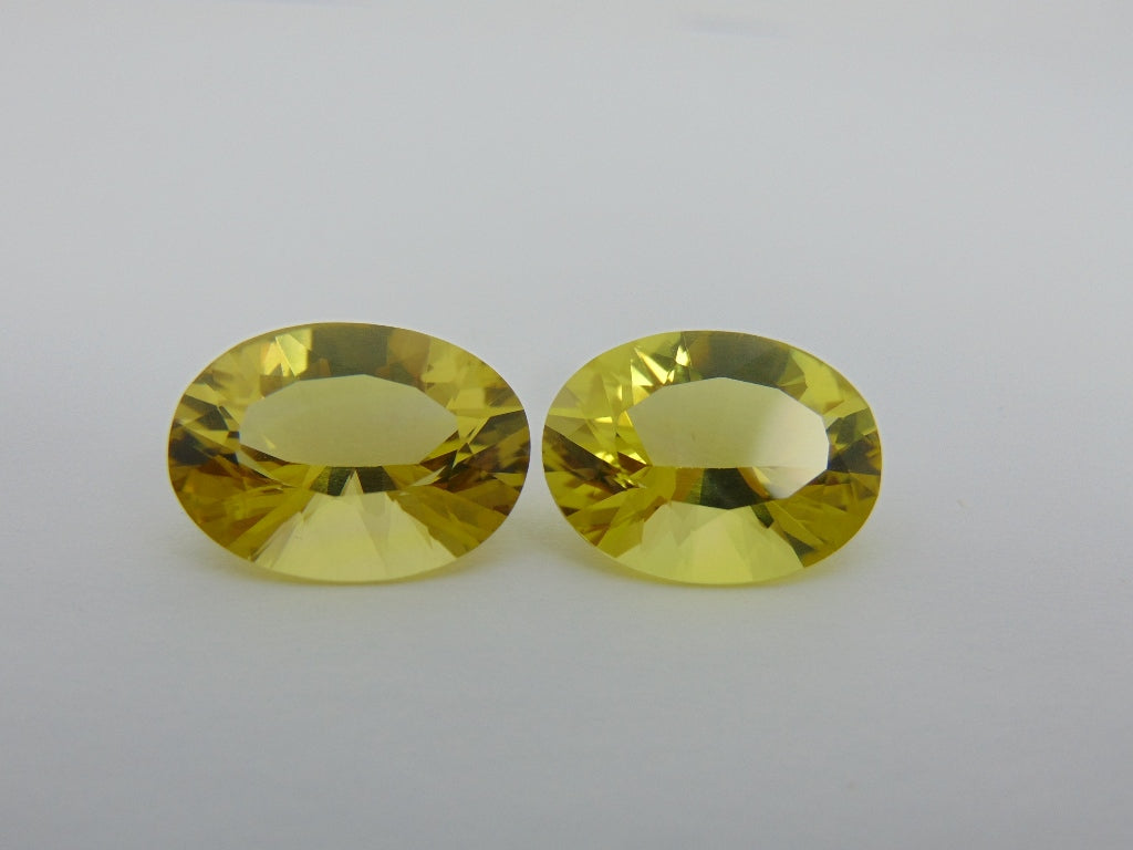 30.60cts Quartz (Green Gold)