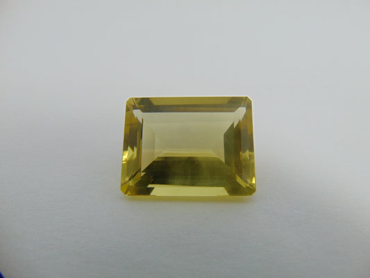 Quartzo de 25,60 cts (ouro verde)