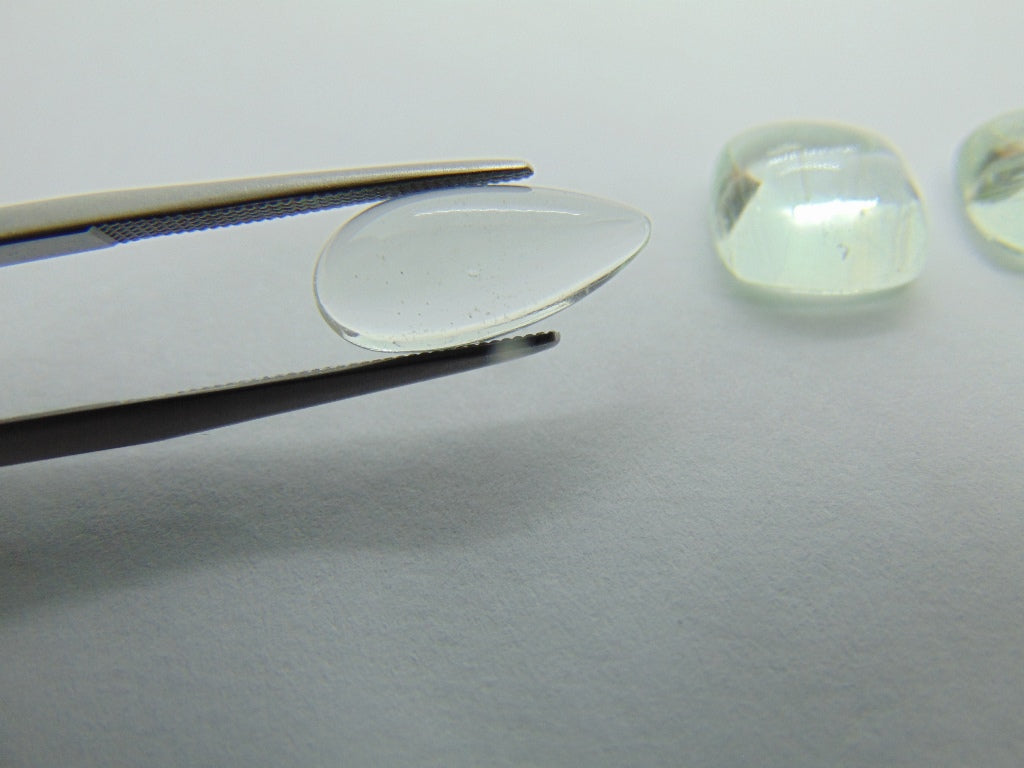 14,80ct Beryl Cabochão 15x7mm 11mm