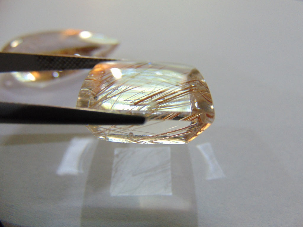 Quartzo 57,80 ct com rutilo