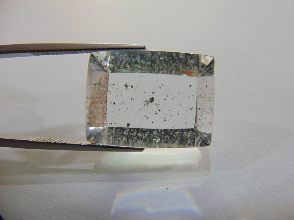 Inclusão de quartzo 25,90ct 21x16mm