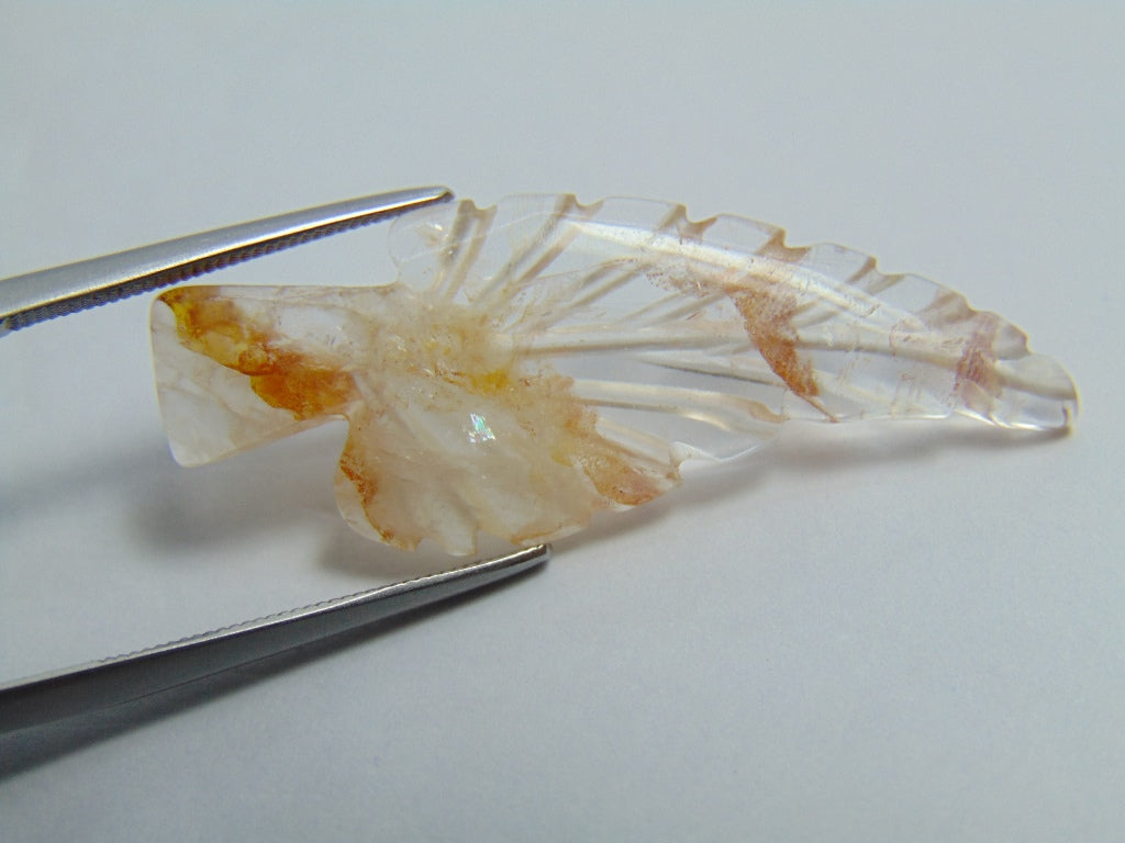 10.70ct Quartz Piece 37x14mm