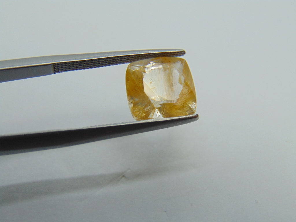 4.90ct Topaz With Inclusion 9mm