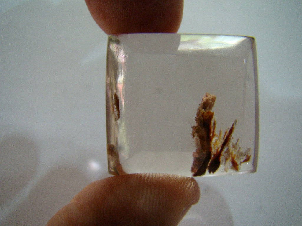 107.50ct Quartz Inclusion 28x26mm