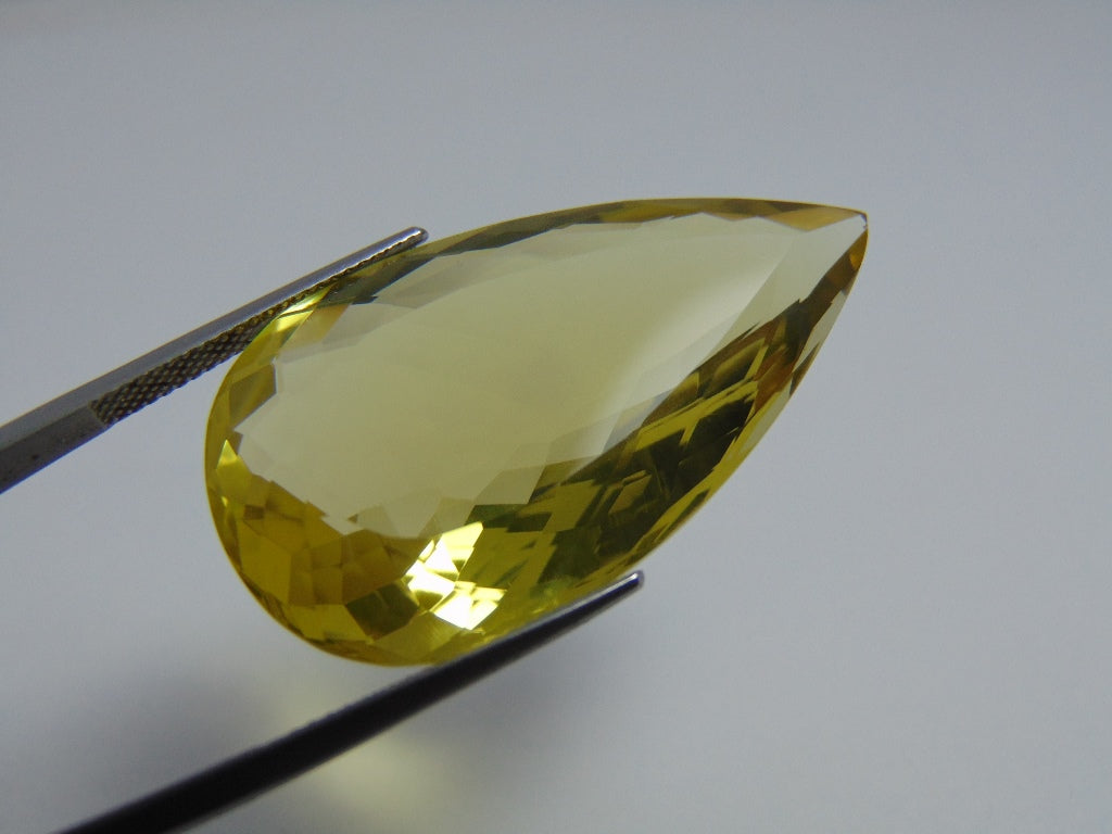 53.20ct Quartz Green Gold 71x21mm