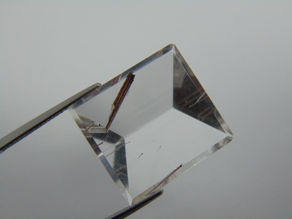 21.40ct Quartz Inclusion 21x19mm