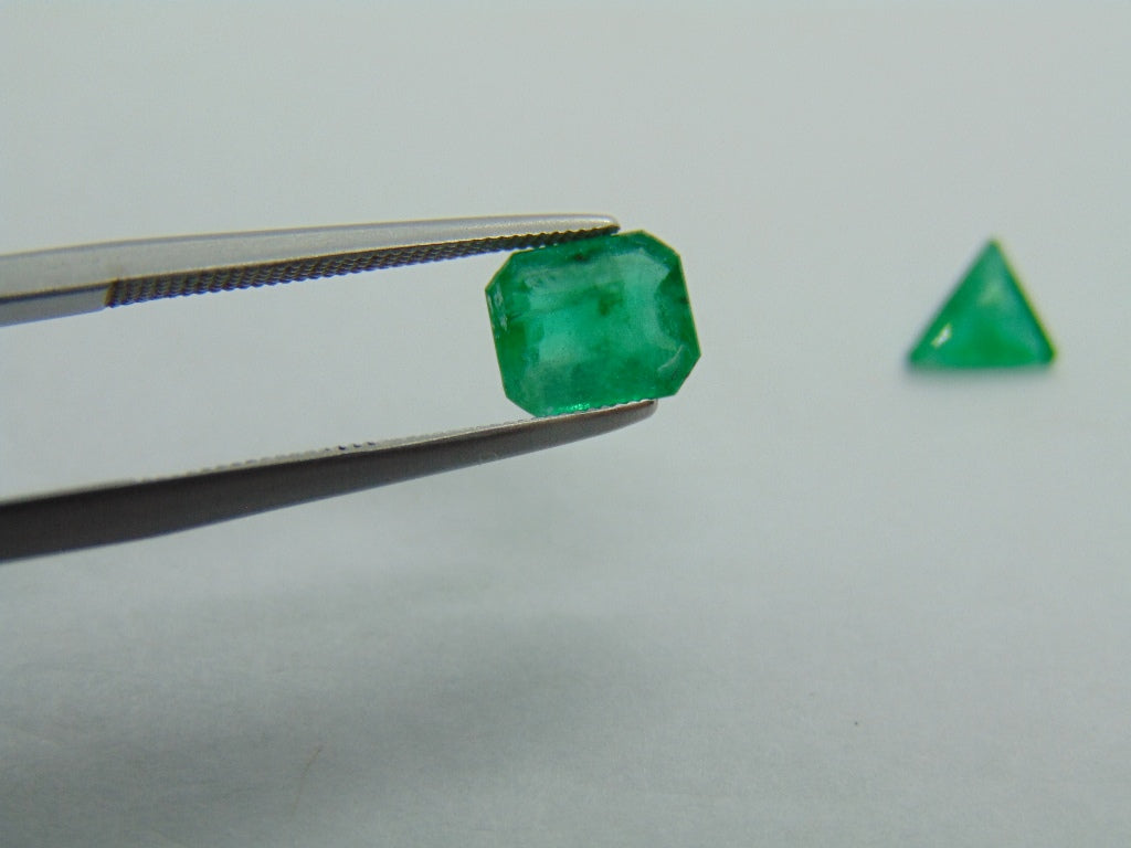 1.55ct Emerald 6mm 7x6mm