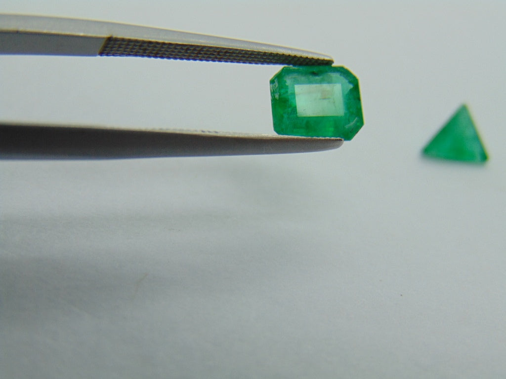 1.55ct Emerald 6mm 7x6mm