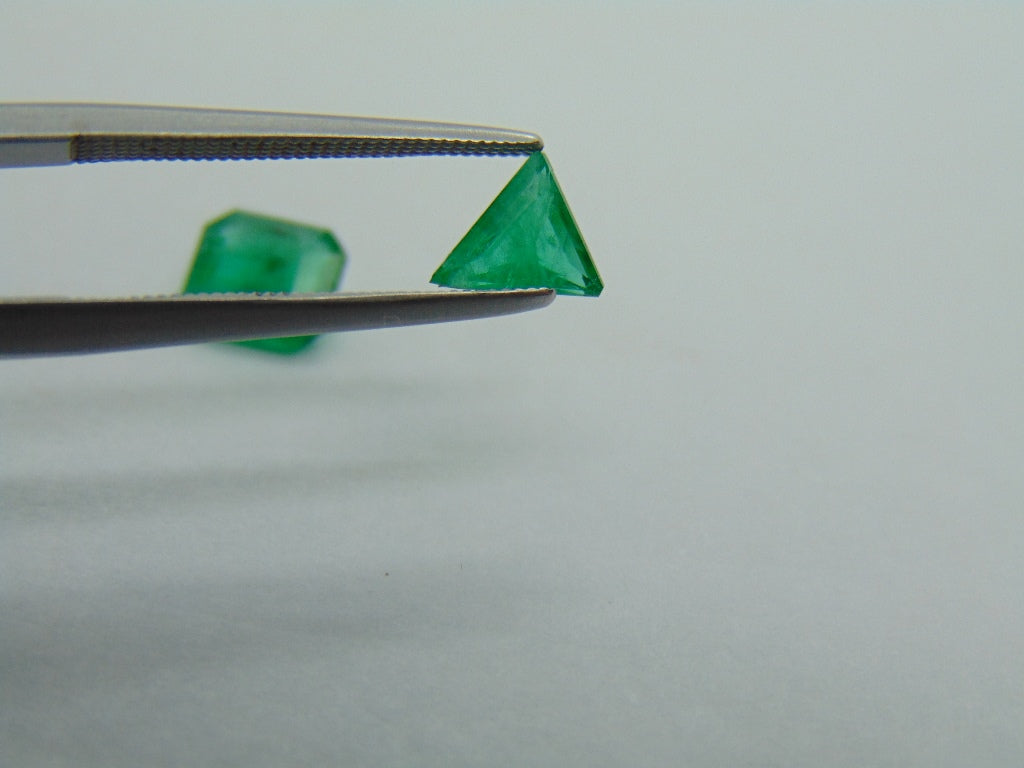 1.55ct Emerald 6mm 7x6mm