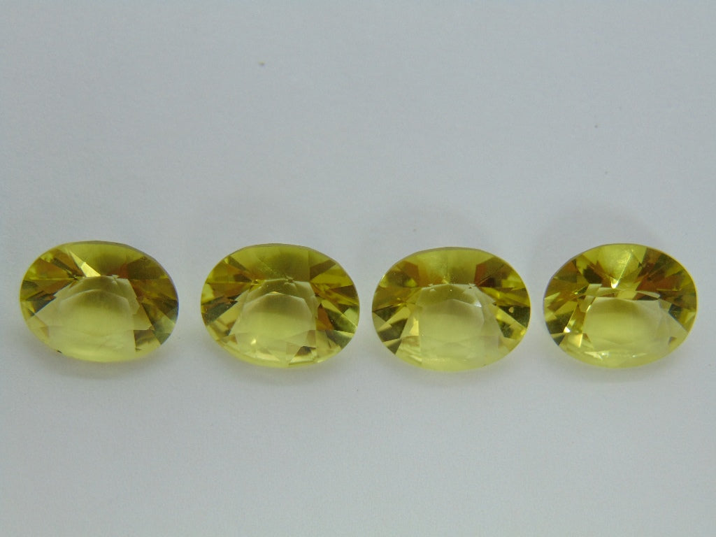 15,75 quilates de ouro verde calibrado 12 x 10 mm