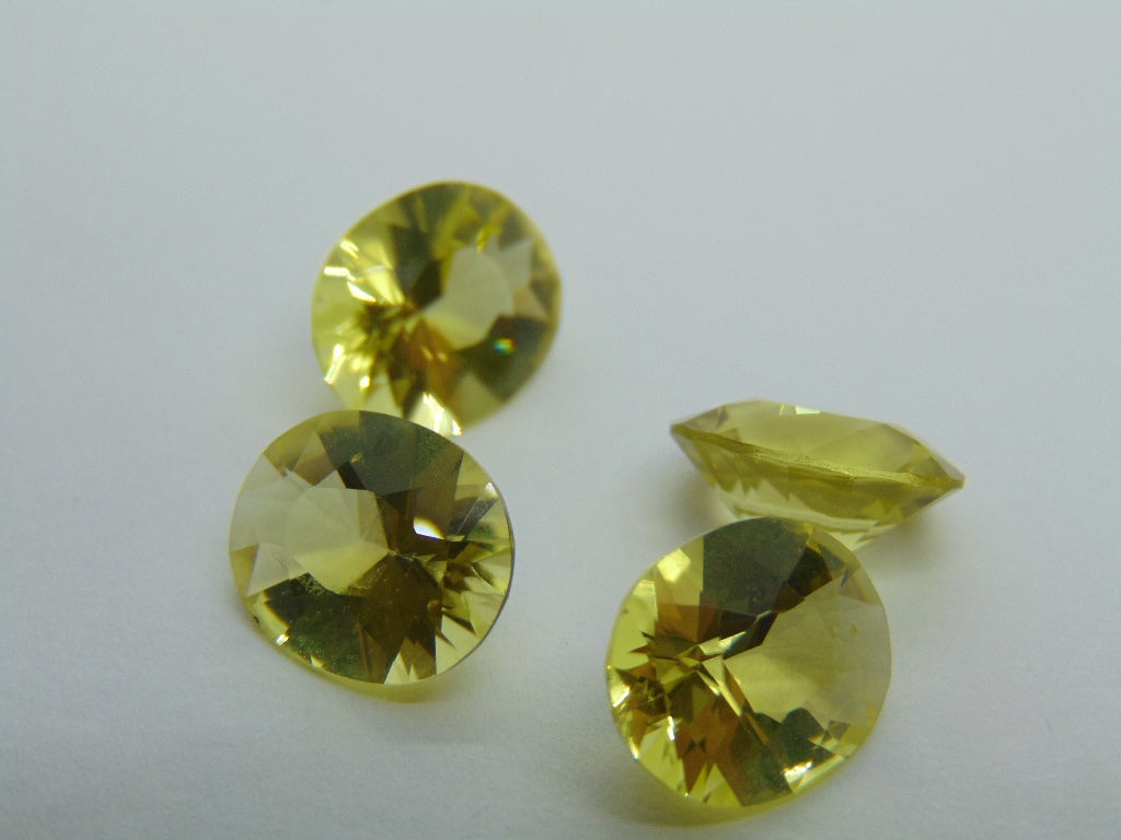 15,75 quilates de ouro verde calibrado 12 x 10 mm