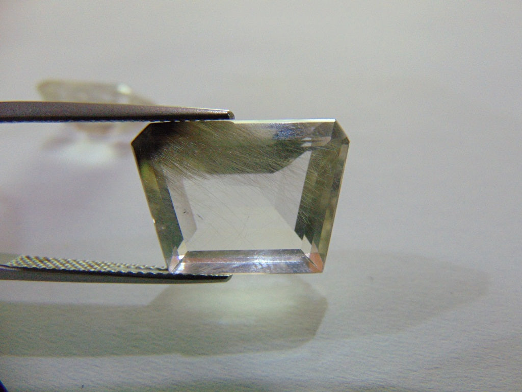 Inclusão de quartzo de 22,60 ct