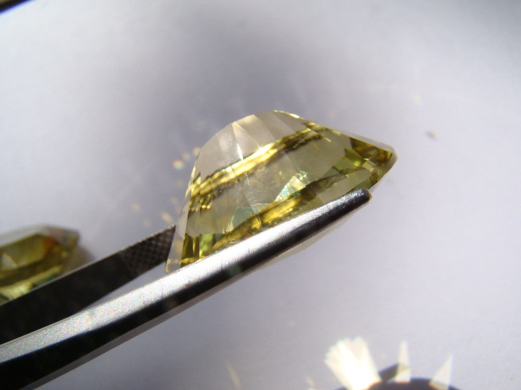 31.50ct Quartz (Green Gold)