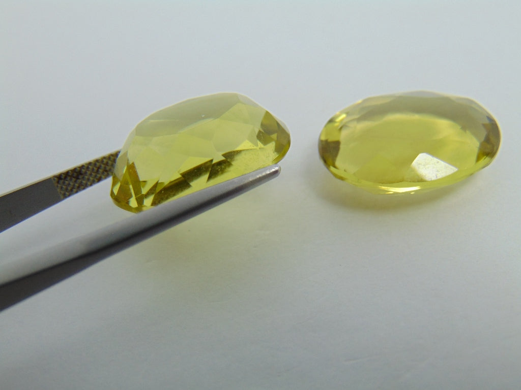 33.70cts Quartz (Green Gold)