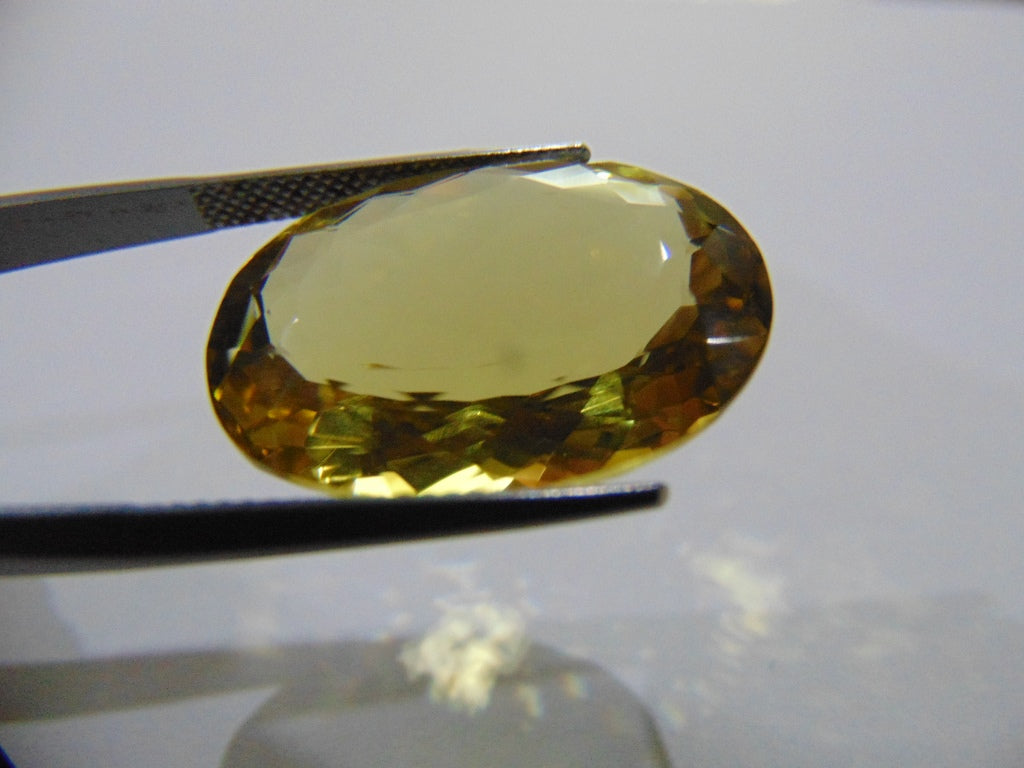 30.10ct Quartz (Green Gold)