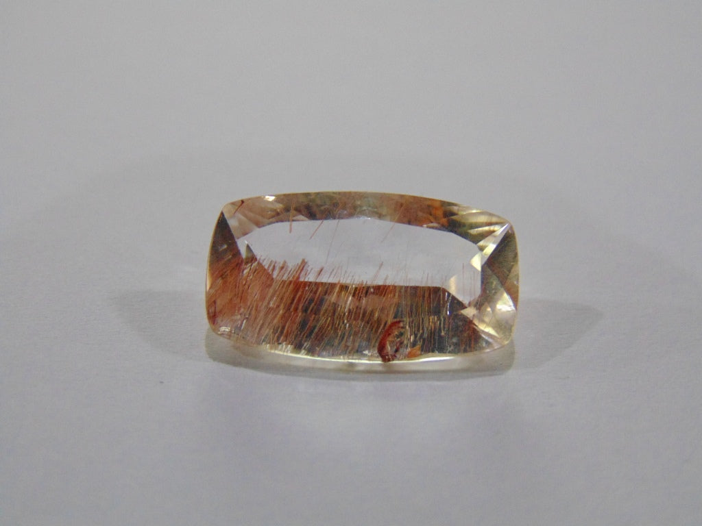 13.20ct Topaz With Needle 20x11