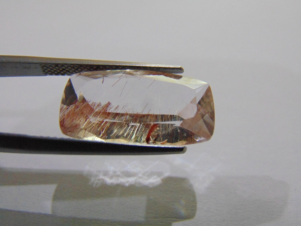 13.20ct Topaz With Needle 20x11