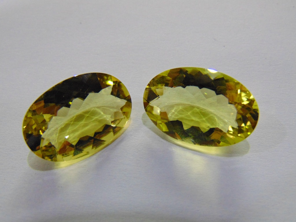 28.20ct Quartz Green Gold