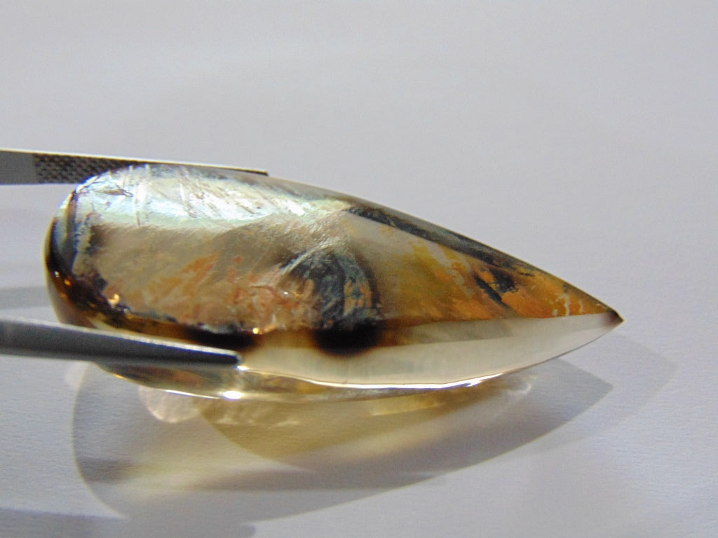 Inclusão de Quartzo 75,50 ct 44x21mm