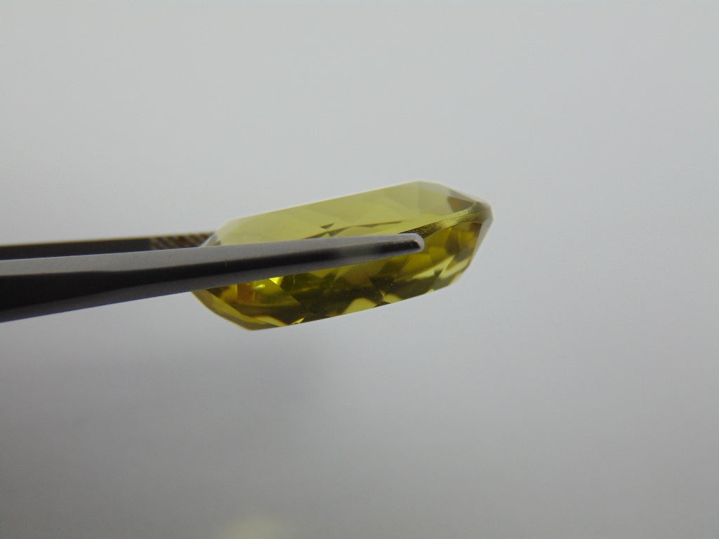 Ouro Verde 25 quilates 23x18mm