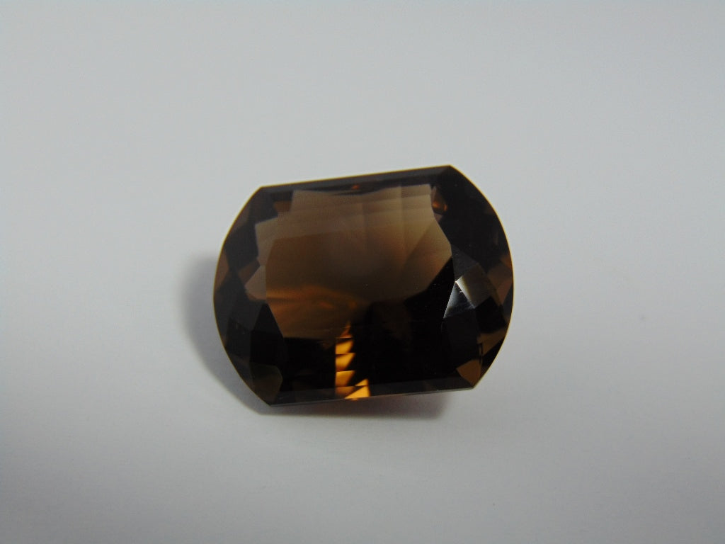 Quartzo de 26,30 cts (esfumaçado)