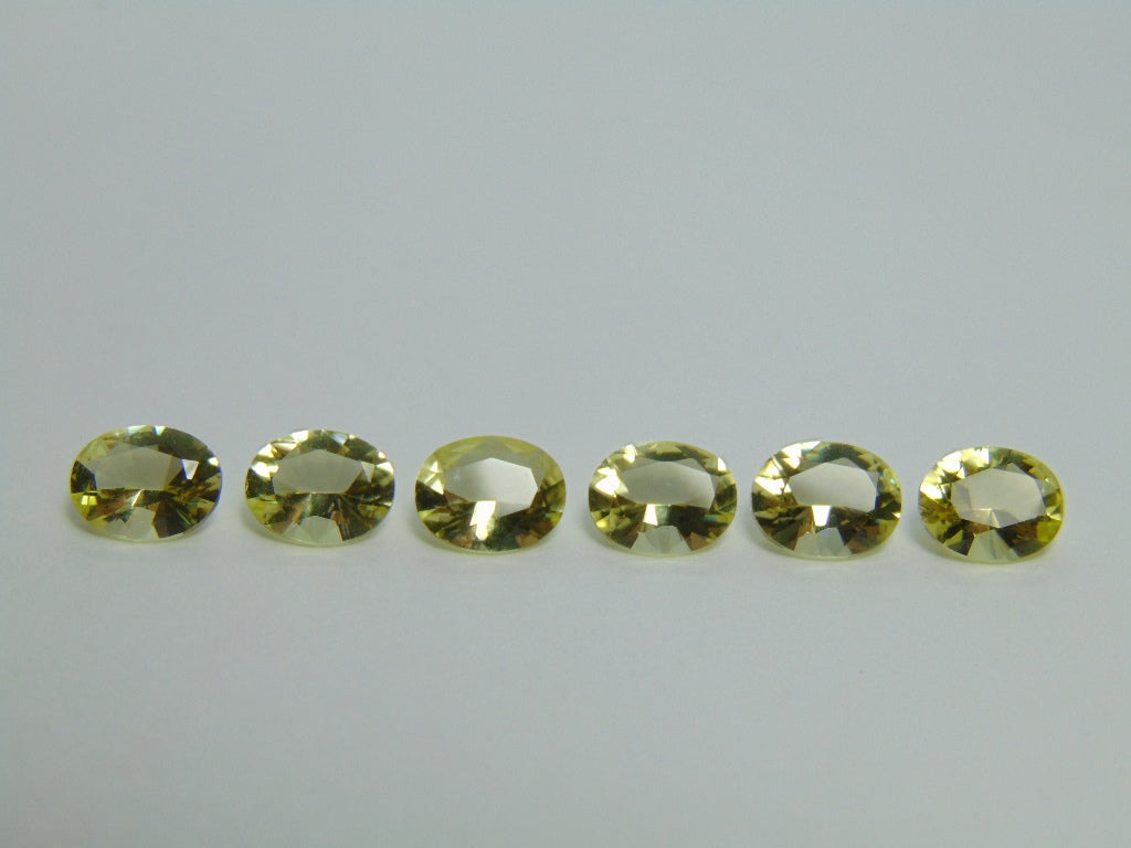 8.90ct Quartz Green Gold Calibrated 9x7mm