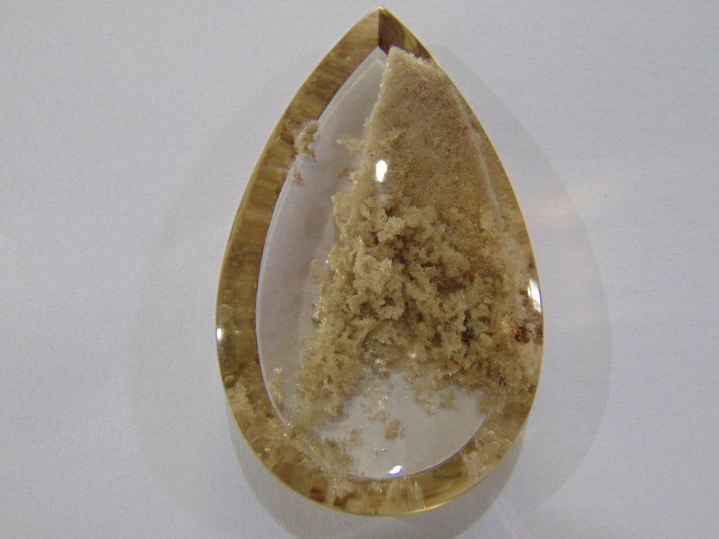 Inclusão de quartzo 139,80ct 55x33mm