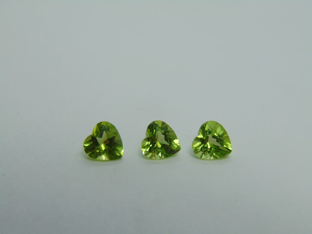 2.35ct Peridot Calibrated 6mm