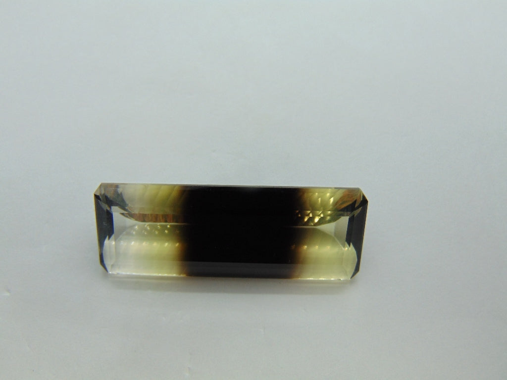 36.80ct Green Gold Bicolor 38x14mm