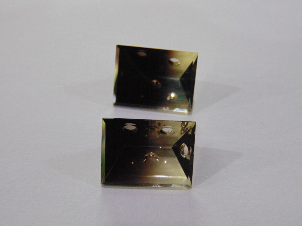 35.30ct Green Gold (Bicolor) Pair