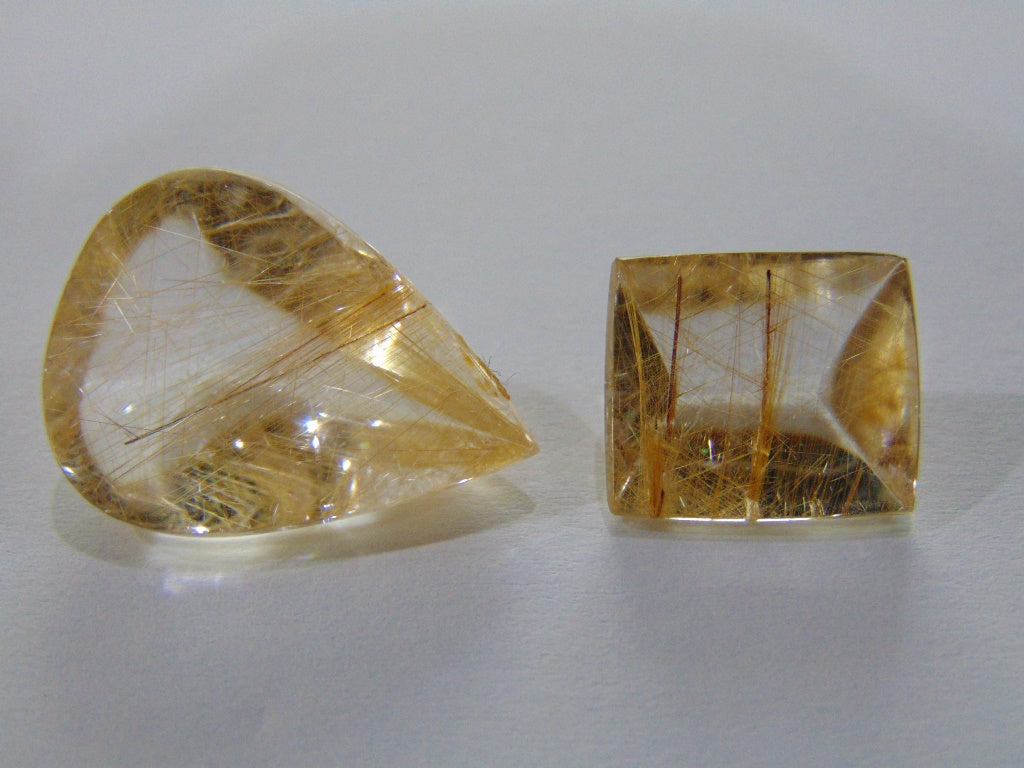 29.50ct Quartz with Rutile