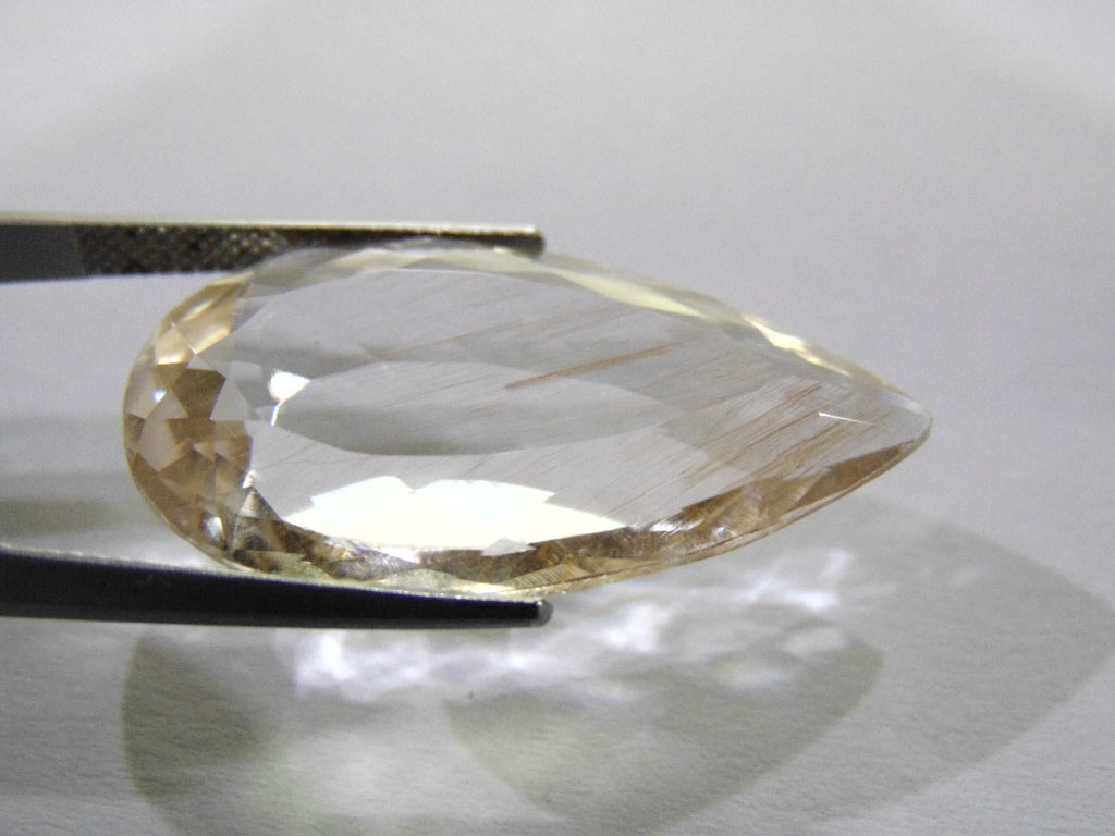 36ct Topaz (With Needle)