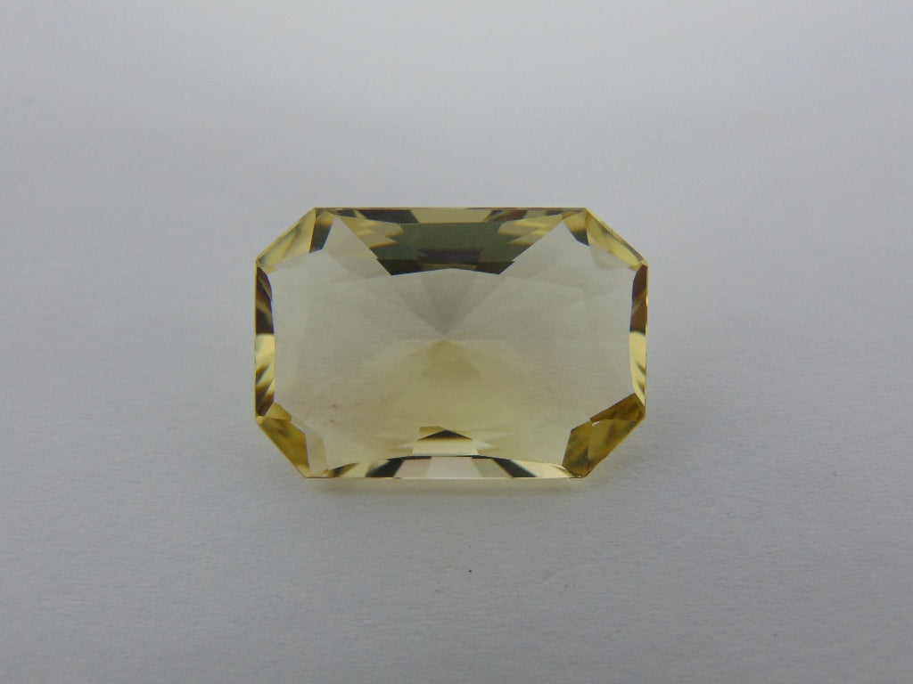 29.40ct Green Gold 25x18mm