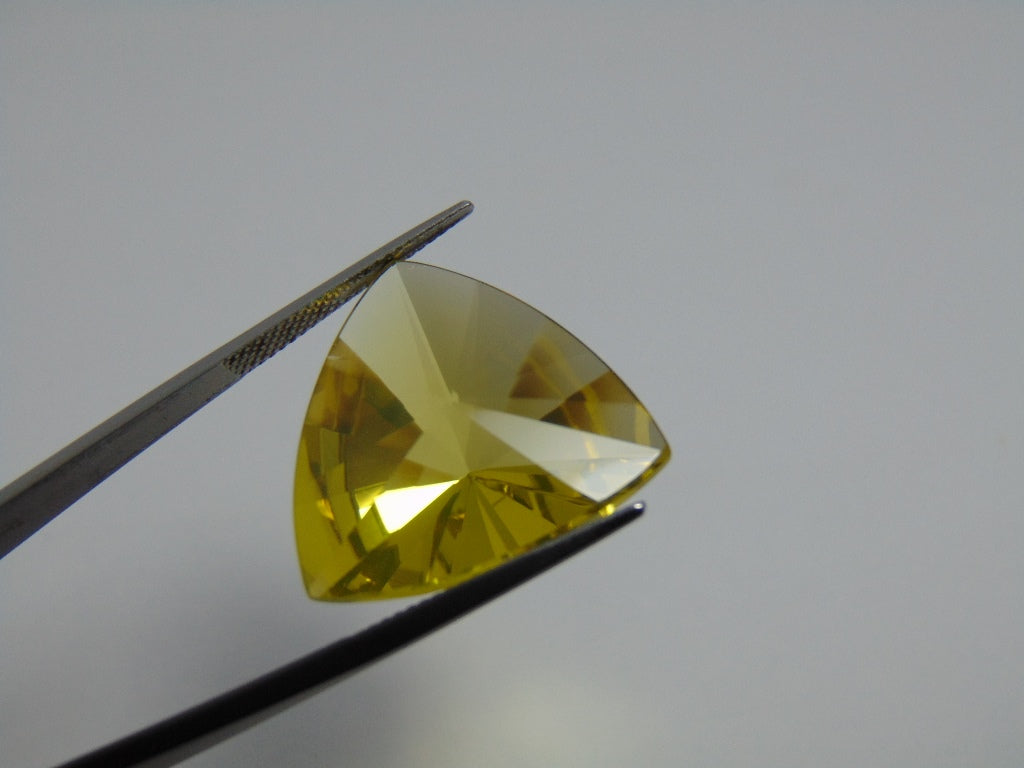 24.50ct Green Gold 22mm