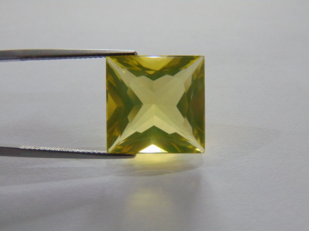 16.80ct Green Gold 16mm