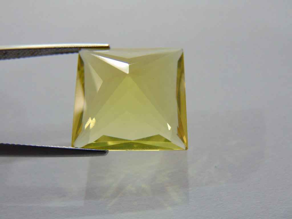 16.80ct Green Gold 16mm
