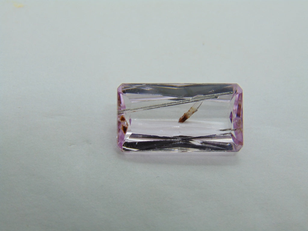 9.25ct Kunzite With Needles 18x10mm