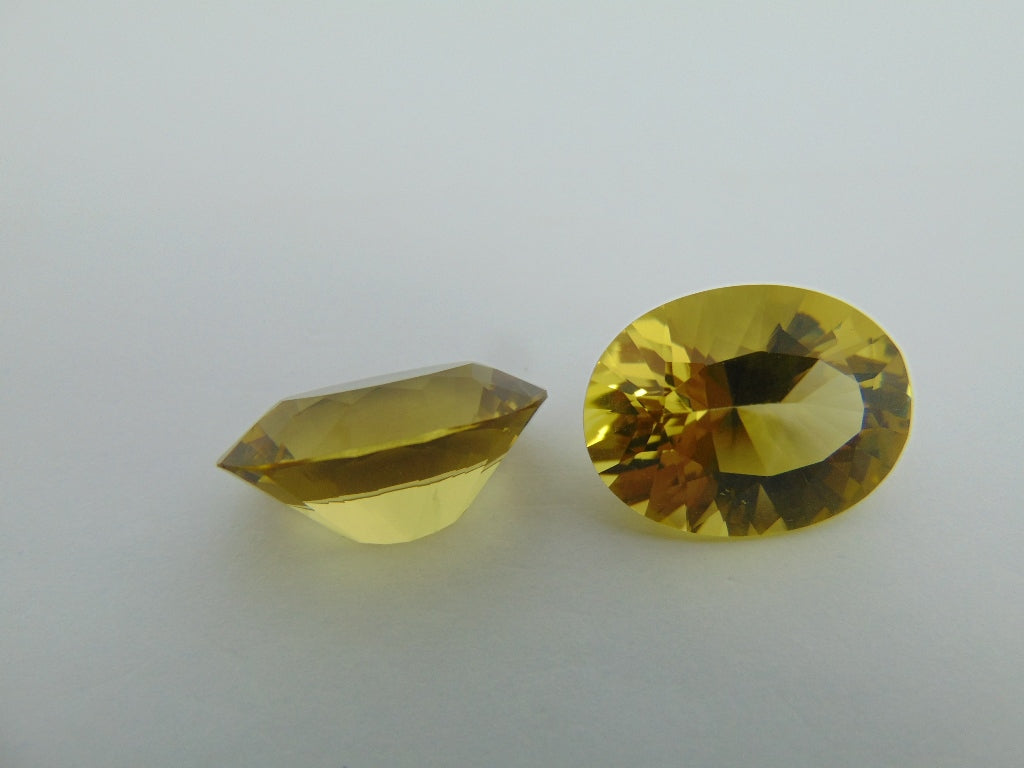 Par de quartzo (ouro verde) de 30,90 cts