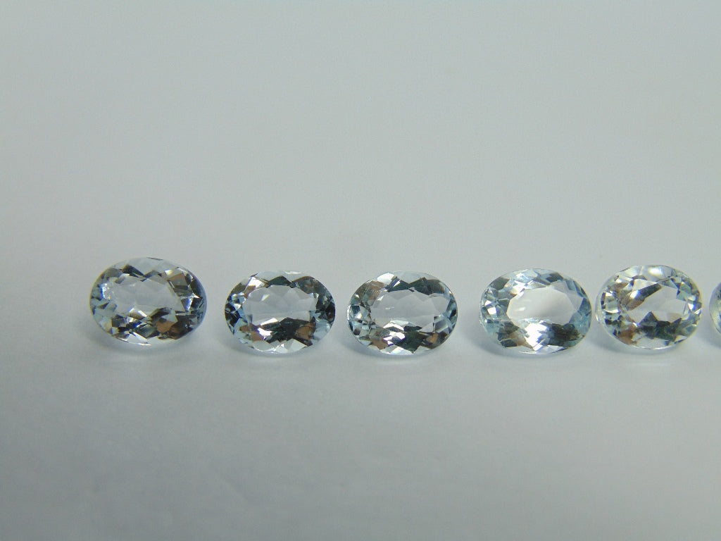 10,90ct Aquamarine calibrado 9x7mm