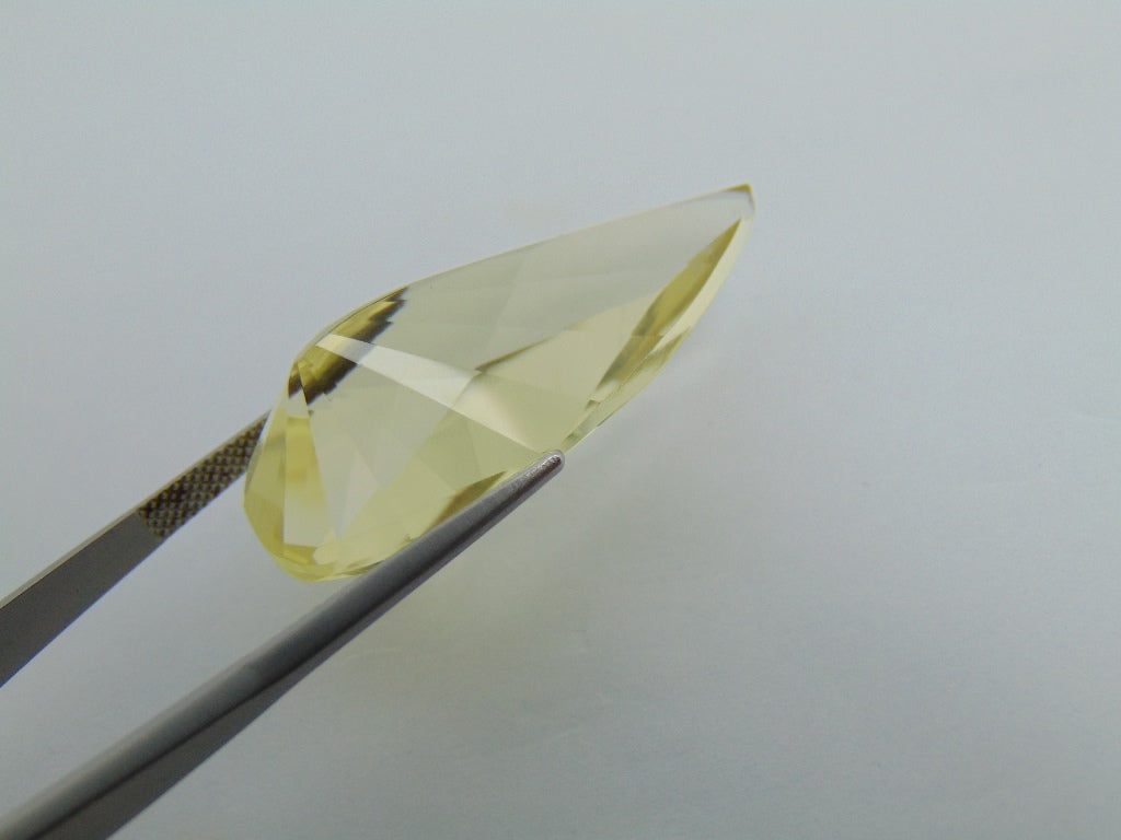 40.50cts Quartz (Green Gold)