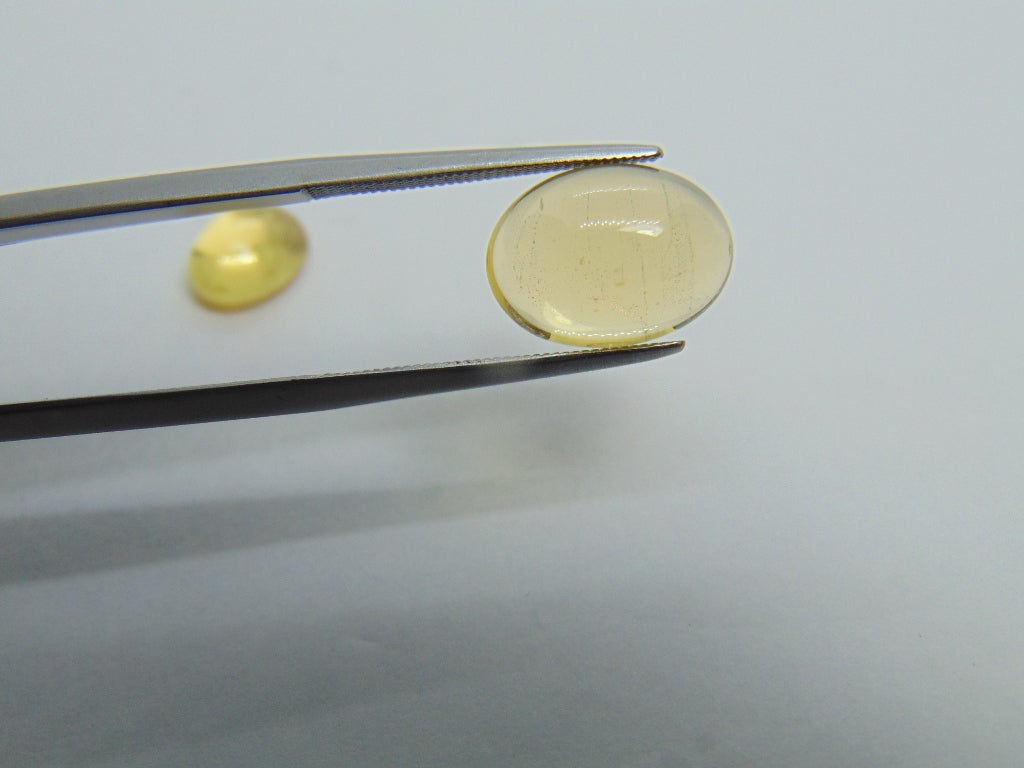 6,85 ct Beryl Cabochon 12x9mm 9x7mm