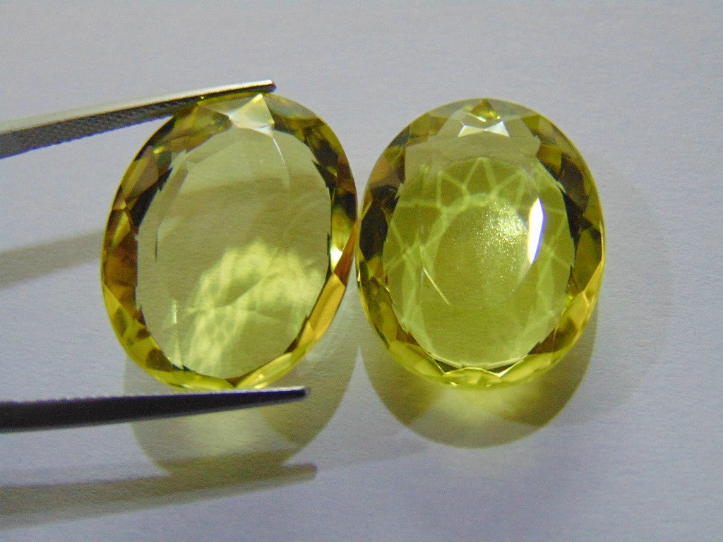 44.50ct Quartz (Green Gold) Pair