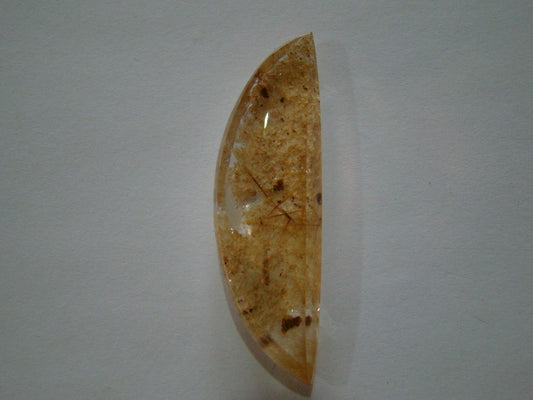 38ct Quartz Inclusion