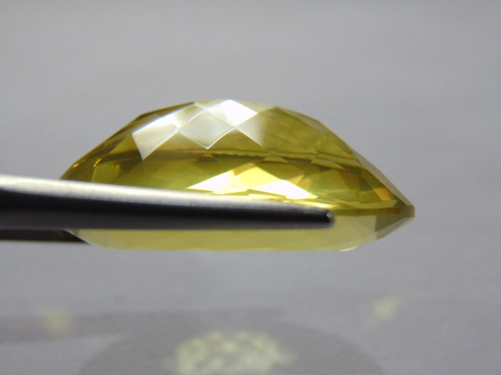 28.10ct Green Gold 27x18