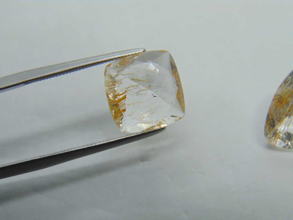 13.20ct Topaz With Needle 11mm 12mm